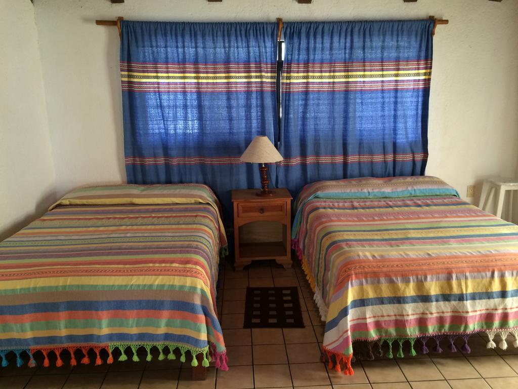 Hotel Mayflower Puerto Escondido  Rum bild