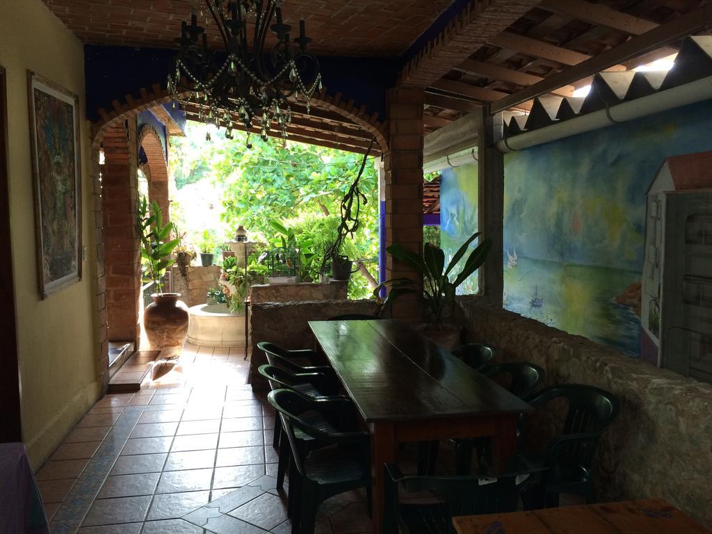 Hotel Mayflower Puerto Escondido  Exteriör bild