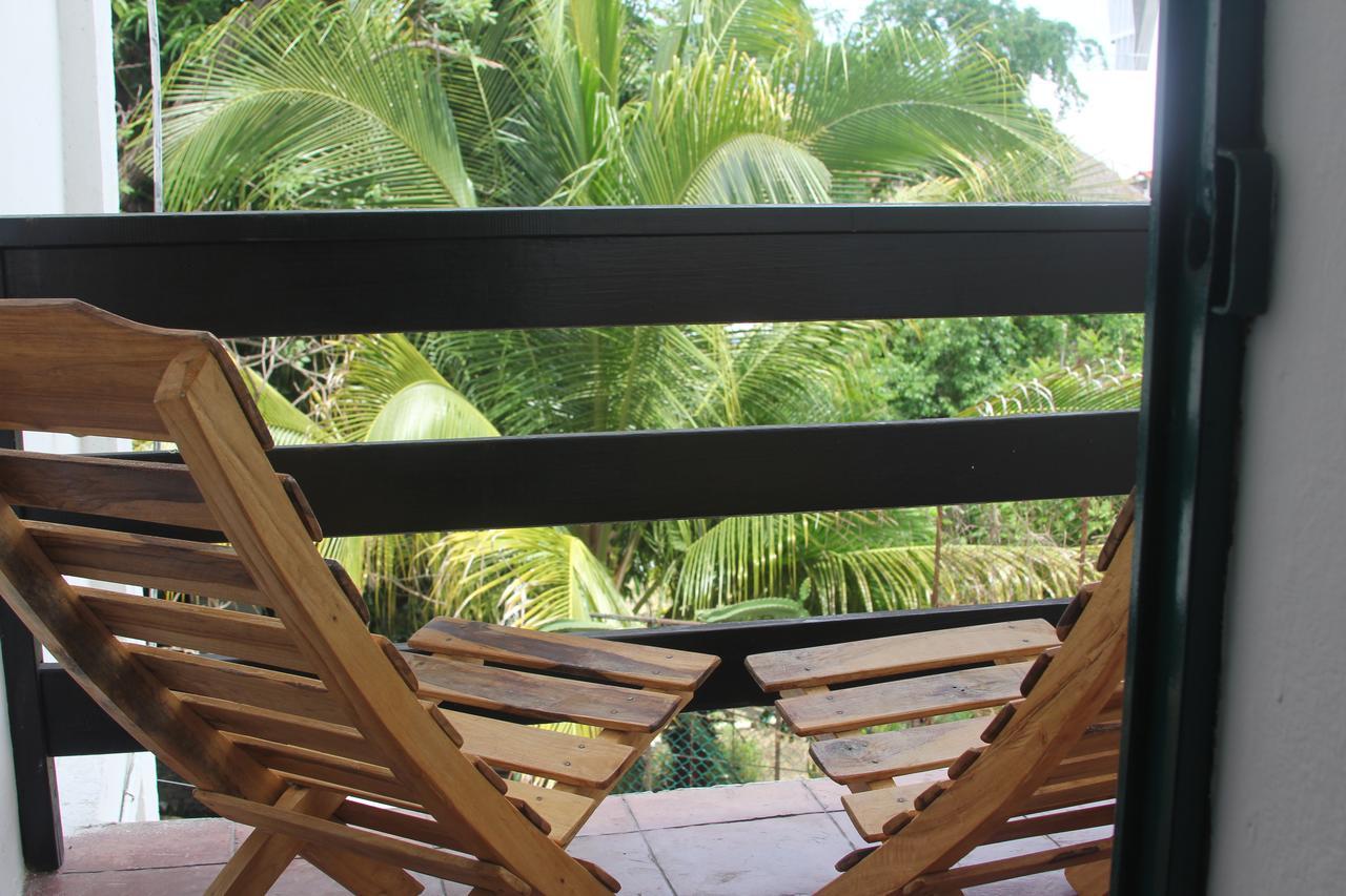 Hotel Mayflower Puerto Escondido  Exteriör bild