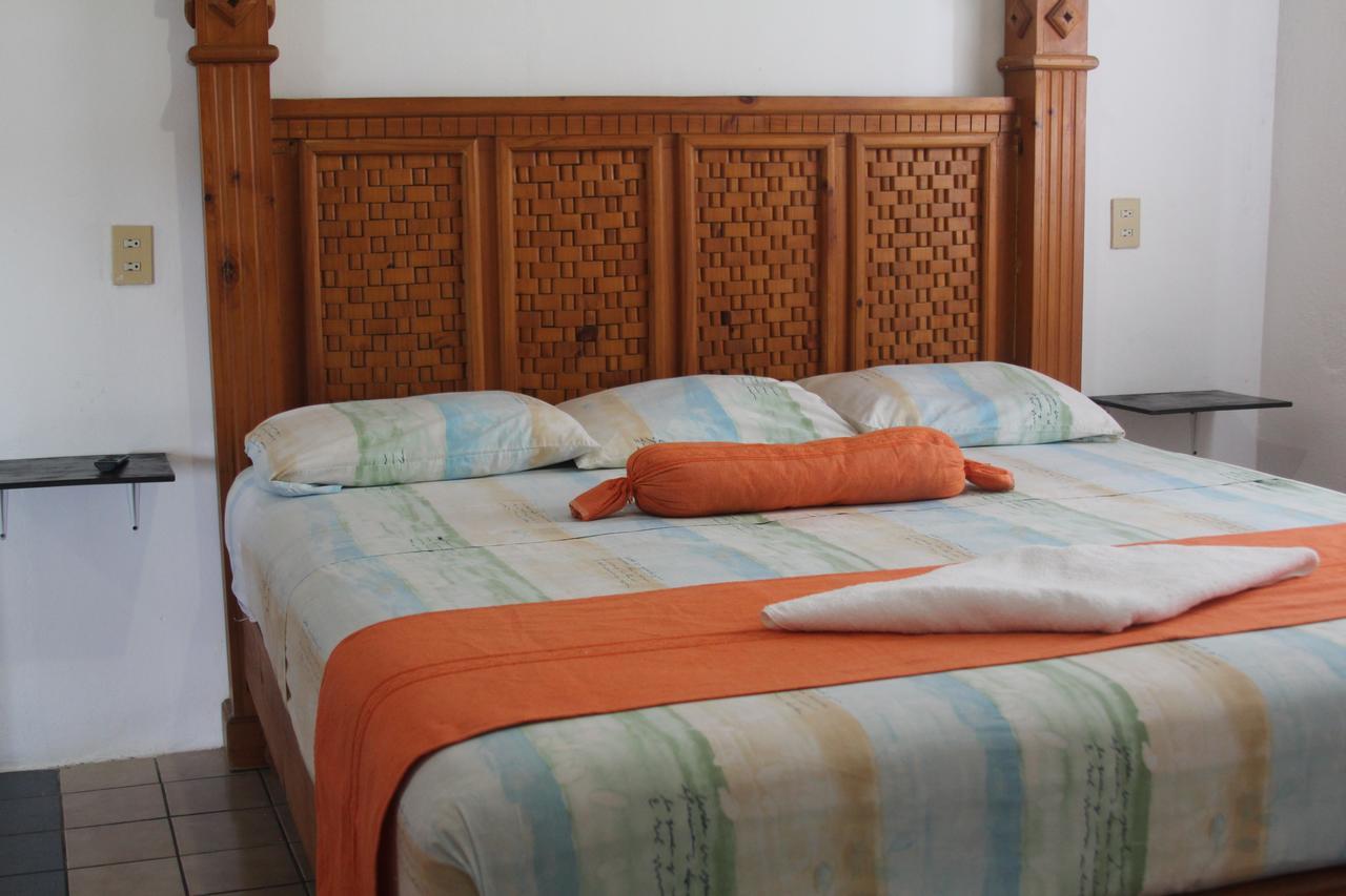Hotel Mayflower Puerto Escondido  Exteriör bild